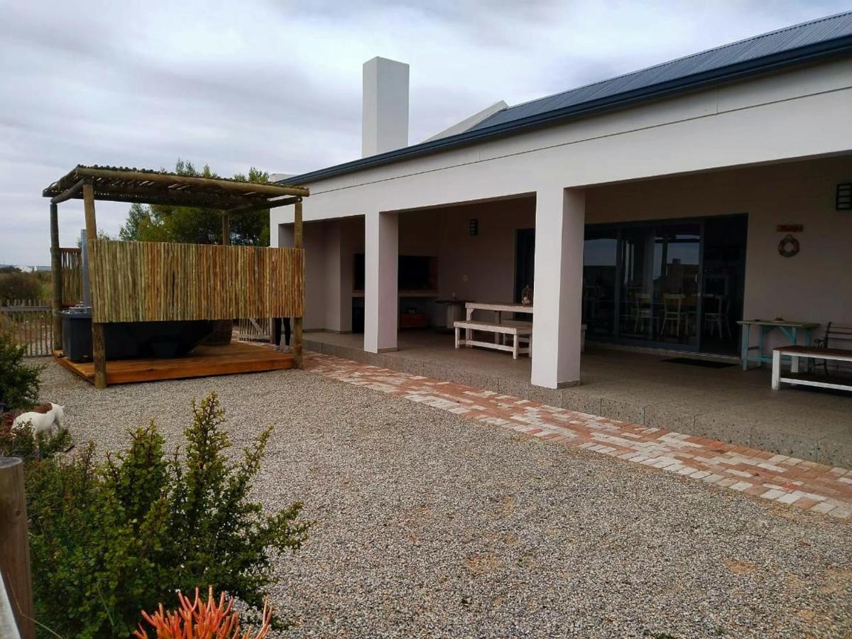 Camelot Cottages Лангебан Екстериор снимка
