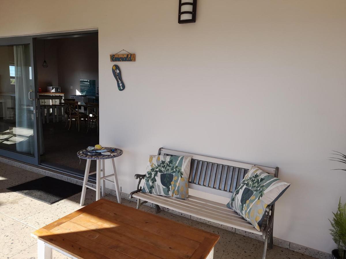 Camelot Cottages Лангебан Екстериор снимка